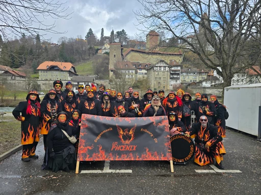 Les Phoenix – Titelbild